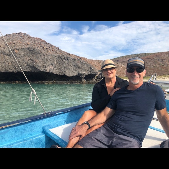 Meet your Posher, Kelly - Picture 3 of 3